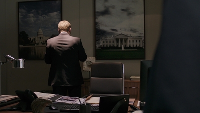 BERLIN_STATION_-_E1X09_THOMAS_SHAW_129.jpg