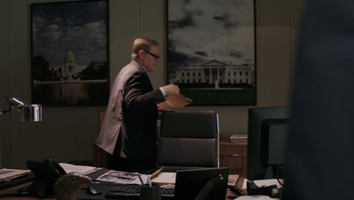 BERLIN_STATION_-_E1X09_THOMAS_SHAW_138.jpg