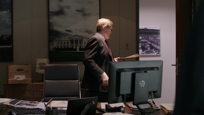 BERLIN_STATION_-_E1X09_THOMAS_SHAW_146.jpg
