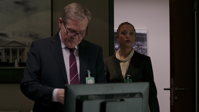 BERLIN_STATION_-_E1X09_THOMAS_SHAW_188.jpg