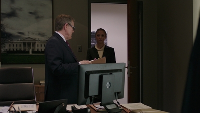 BERLIN_STATION_-_E1X09_THOMAS_SHAW_199.jpg