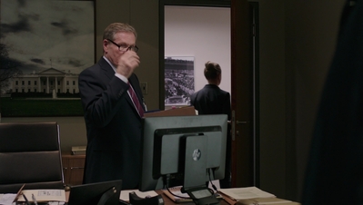 BERLIN_STATION_-_E1X09_THOMAS_SHAW_211.jpg