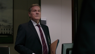 BERLIN_STATION_-_E1X09_THOMAS_SHAW_215.jpg