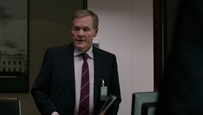 BERLIN_STATION_-_E1X09_THOMAS_SHAW_219.jpg