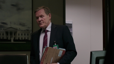 BERLIN_STATION_-_E1X09_THOMAS_SHAW_227.jpg