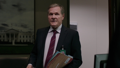 BERLIN_STATION_-_E1X09_THOMAS_SHAW_230.jpg