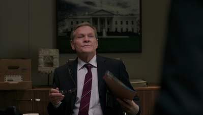 BERLIN_STATION_-_E1X09_THOMAS_SHAW_254.jpg