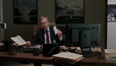 BERLIN_STATION_-_E1X09_THOMAS_SHAW_344.jpg