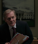 BERLIN_STATION_-_E1X09_THOMAS_SHAW_249.jpg