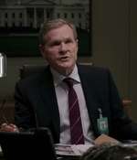 BERLIN_STATION_-_E1X09_THOMAS_SHAW_320.jpg