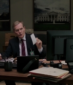 BERLIN_STATION_-_E1X09_THOMAS_SHAW_344.jpg