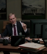 BERLIN_STATION_-_E1X09_THOMAS_SHAW_345.jpg