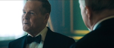 THE_COMEY_RULE_-_E1X01_NIGHT_ONE_302.jpg