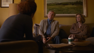 FULL_CIRCLE_-_E1X04_SAFE_IN_THE_CIRCLE_200.jpg