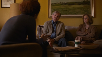 FULL_CIRCLE_-_E1X04_SAFE_IN_THE_CIRCLE_208.jpg