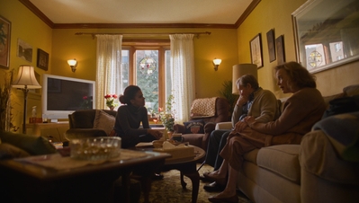 FULL_CIRCLE_-_E1X04_SAFE_IN_THE_CIRCLE_265.jpg
