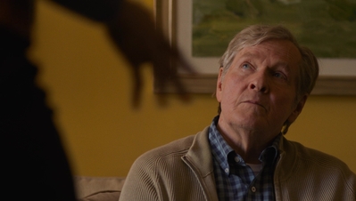 FULL_CIRCLE_-_E1X04_SAFE_IN_THE_CIRCLE_395.jpg