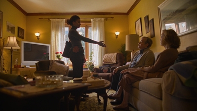 FULL_CIRCLE_-_E1X04_SAFE_IN_THE_CIRCLE_455.jpg