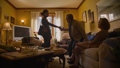 FULL_CIRCLE_-_E1X04_SAFE_IN_THE_CIRCLE_466.jpg