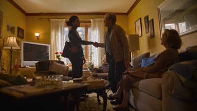 FULL_CIRCLE_-_E1X04_SAFE_IN_THE_CIRCLE_470.jpg