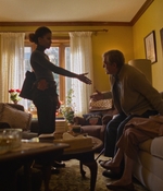 FULL_CIRCLE_-_E1X04_SAFE_IN_THE_CIRCLE_464.jpg