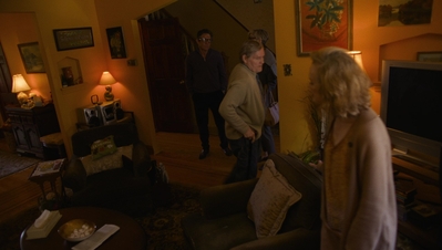 FULL_CIRCLE_-_E1X05_LOYALTY_140.jpg