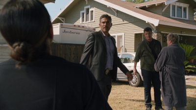 THE_ROOKIE_-_E7X02_THE_WATCHER_-_HD_SCREENCAPS_160.jpg